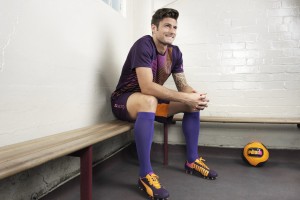 九游下载官网-勇士队防守升级，力争三冠王，勇士队防守效率